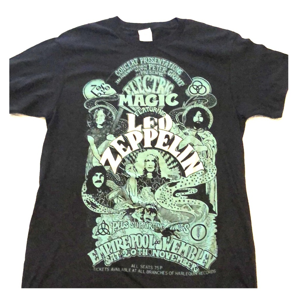 New w/o tags. Adult M Led Zeppelin T-shirt